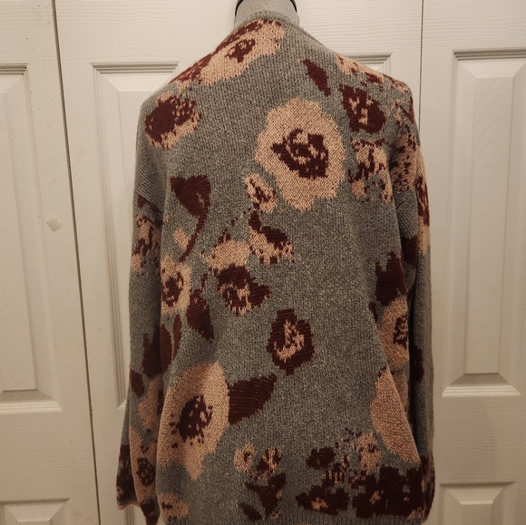 KNOX ROSE Floral Patterned Gray Maroon, Rose Pink Sweater - Picture 2 of 6